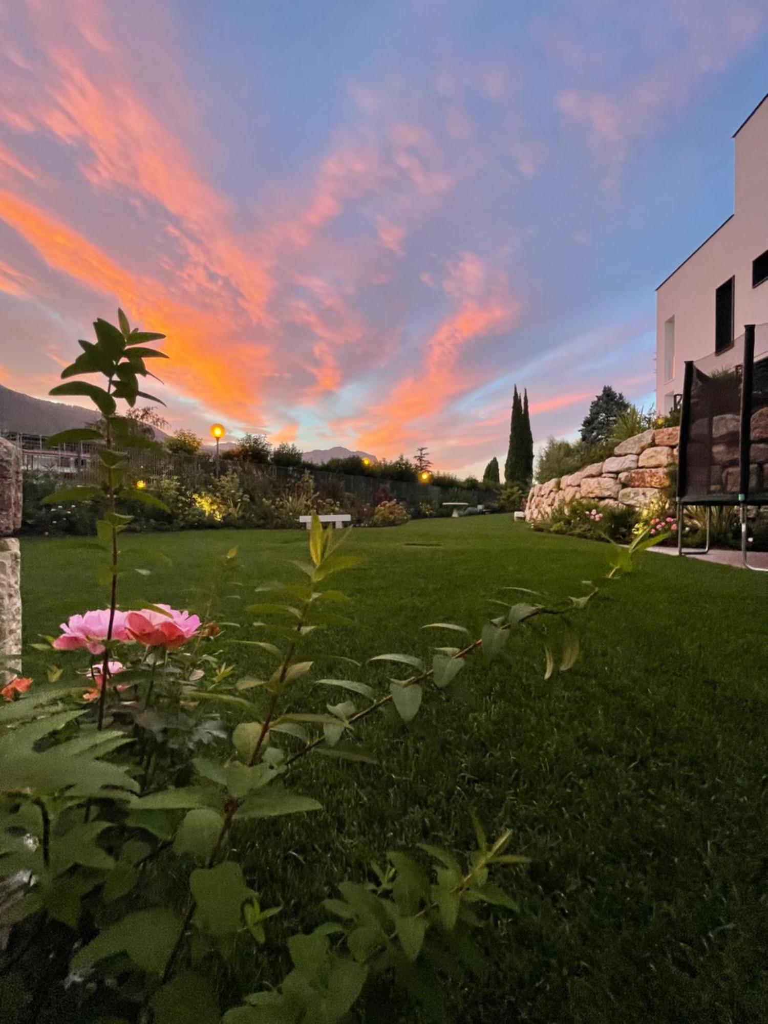 Midum Luxuryapartments Trente Buitenkant foto