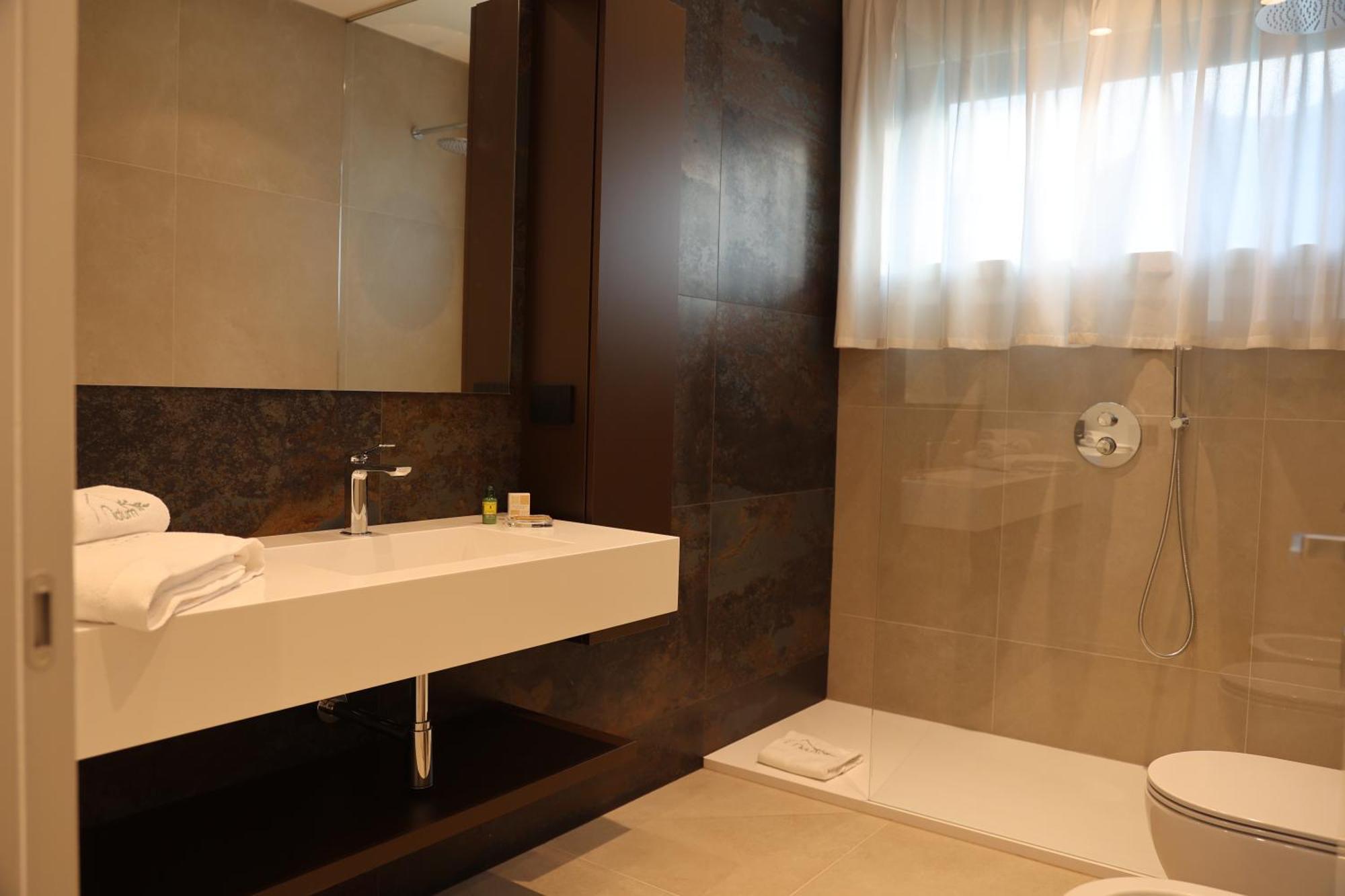 Midum Luxuryapartments Trente Buitenkant foto